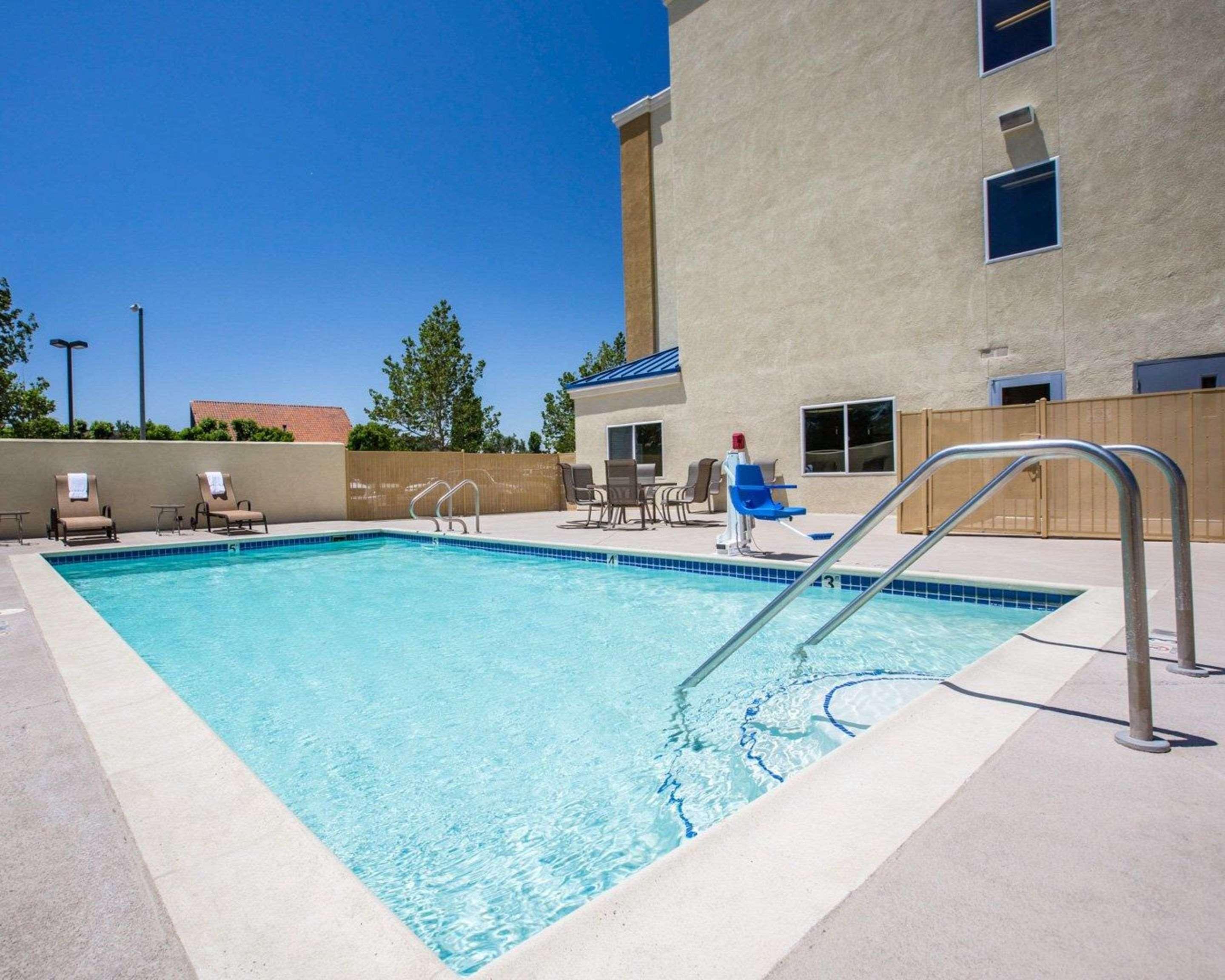 Comfort Suites Victorville-Hesperia Dış mekan fotoğraf