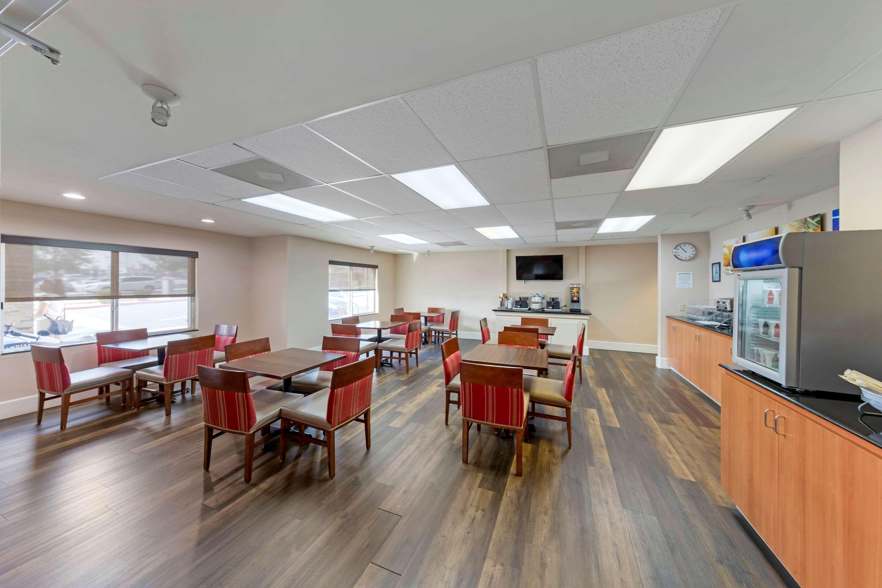 Comfort Suites Victorville-Hesperia Dış mekan fotoğraf