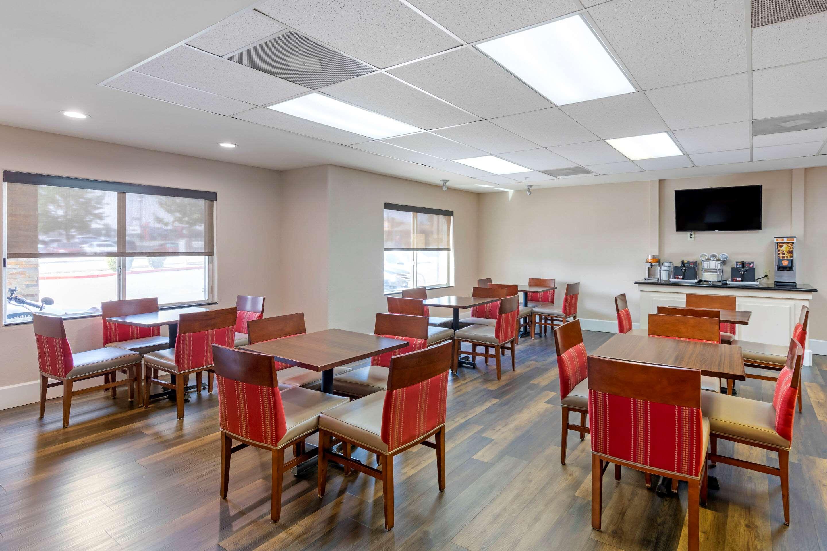 Comfort Suites Victorville-Hesperia Dış mekan fotoğraf